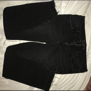 Mid-Rise Black Denim Jeans